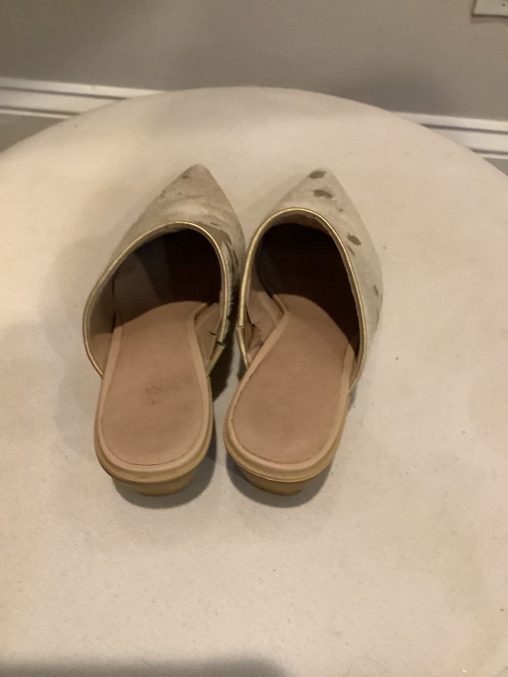 Chocolat Blu Clint Slides Mule Shoes Beige Haircalf Pointed Slip-On Size 7 NWOB - Picture 6 of 10
